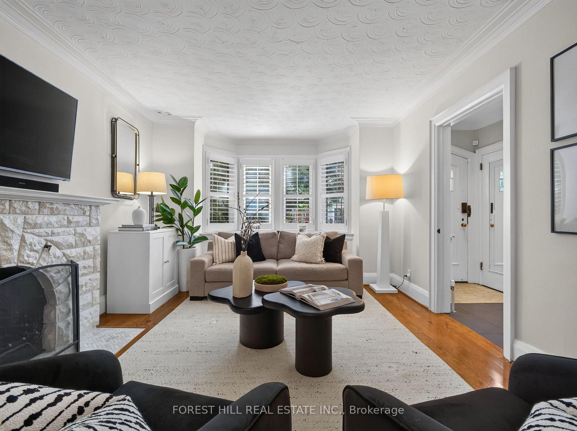 Photo 5 of 25 Castlewood Road, Toronto, Lawrence Park South — HOMEH