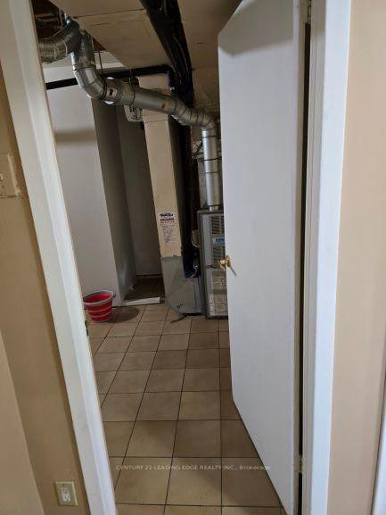 Photo 16 of 12 Bamford Crescent, North York, Black Creek — HOMEH