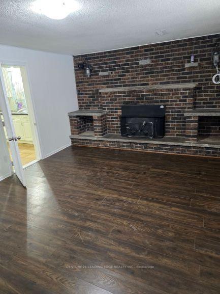 Photo 23 of 12 Bamford Crescent, North York, Black Creek — HOMEH