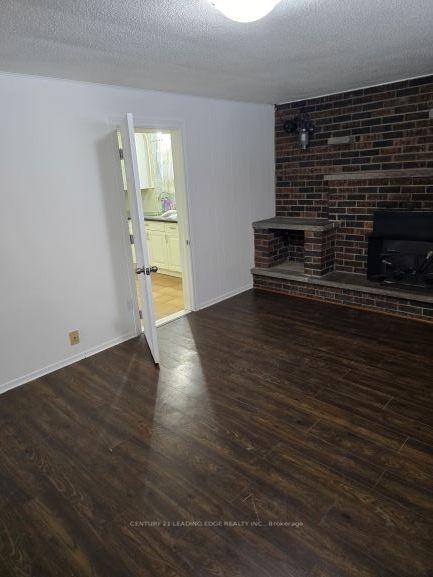 Photo 24 of 12 Bamford Crescent, North York, Black Creek — HOMEH