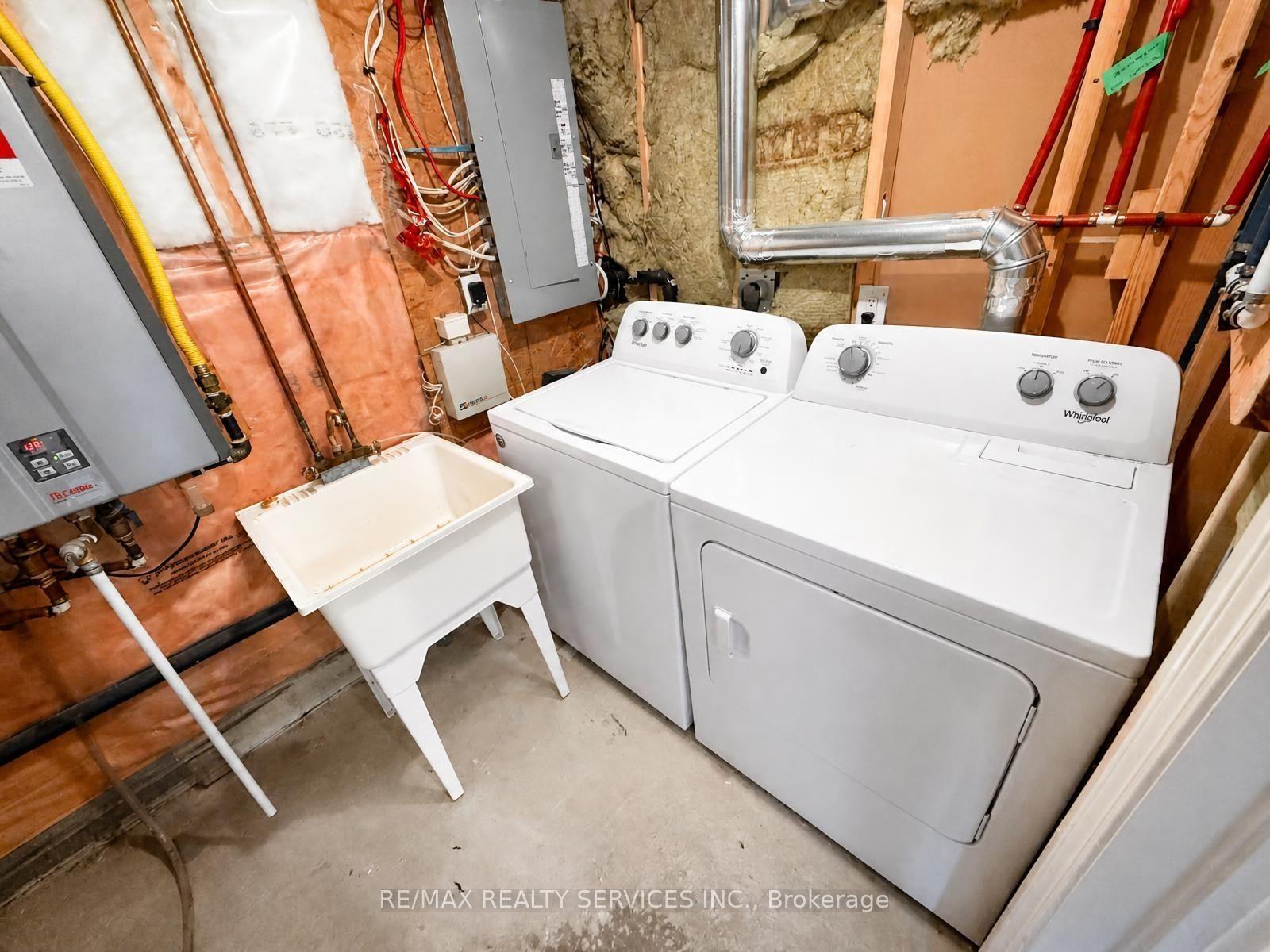Photo 14 of Unit Basement, 347 Edenbrook Hill Drive, Brampton, Fletcher's Meadow — HOMEH