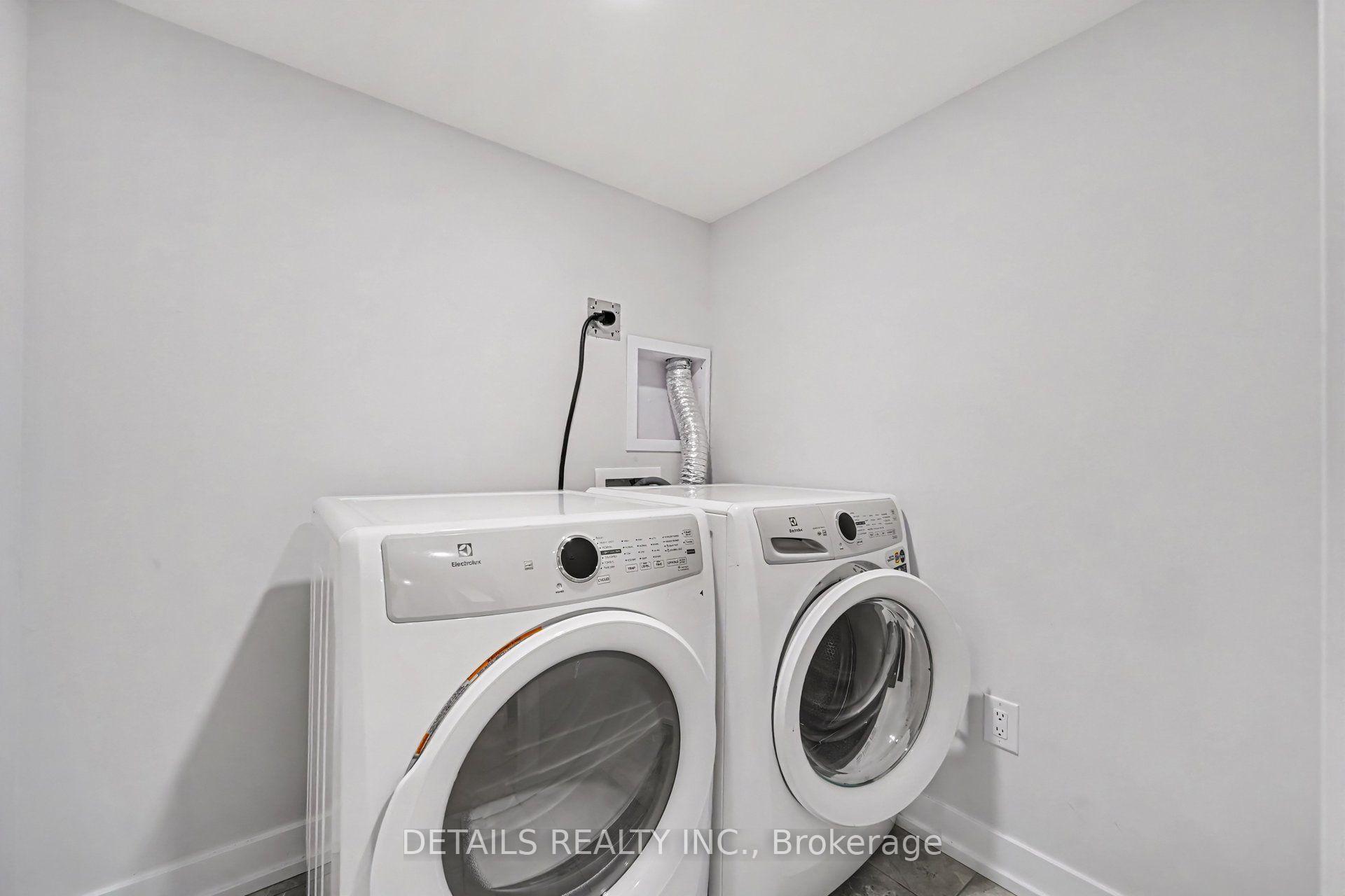 Photo 18 of 214 Anyolite Private, Ottawa, Barrhaven - Heritage Park — HOMEH