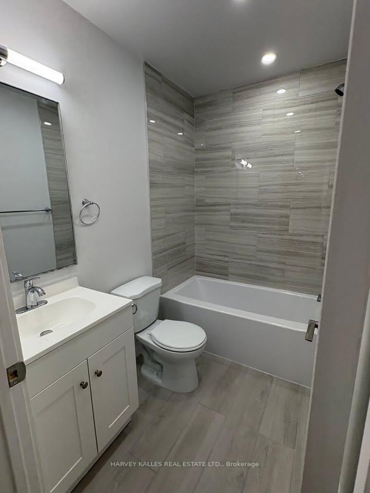 Photo 6 of Unit Lower, 557 Crawford Street, Toronto, Palmerston-Little Italy — HOMEH