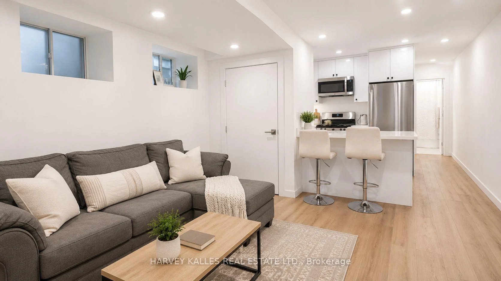 Photo 9 of Unit Lower, 557 Crawford Street, Toronto, Palmerston-Little Italy — HOMEH