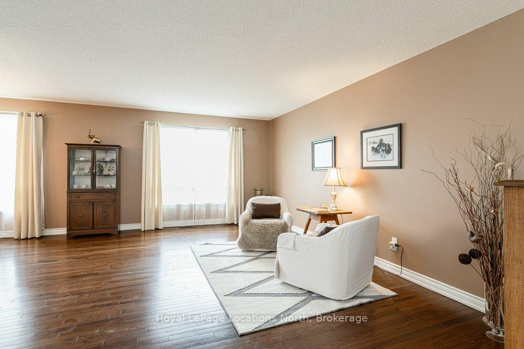 Photo 10 of 269 Pine Drive, Barrie, Bayshore — HOMEH