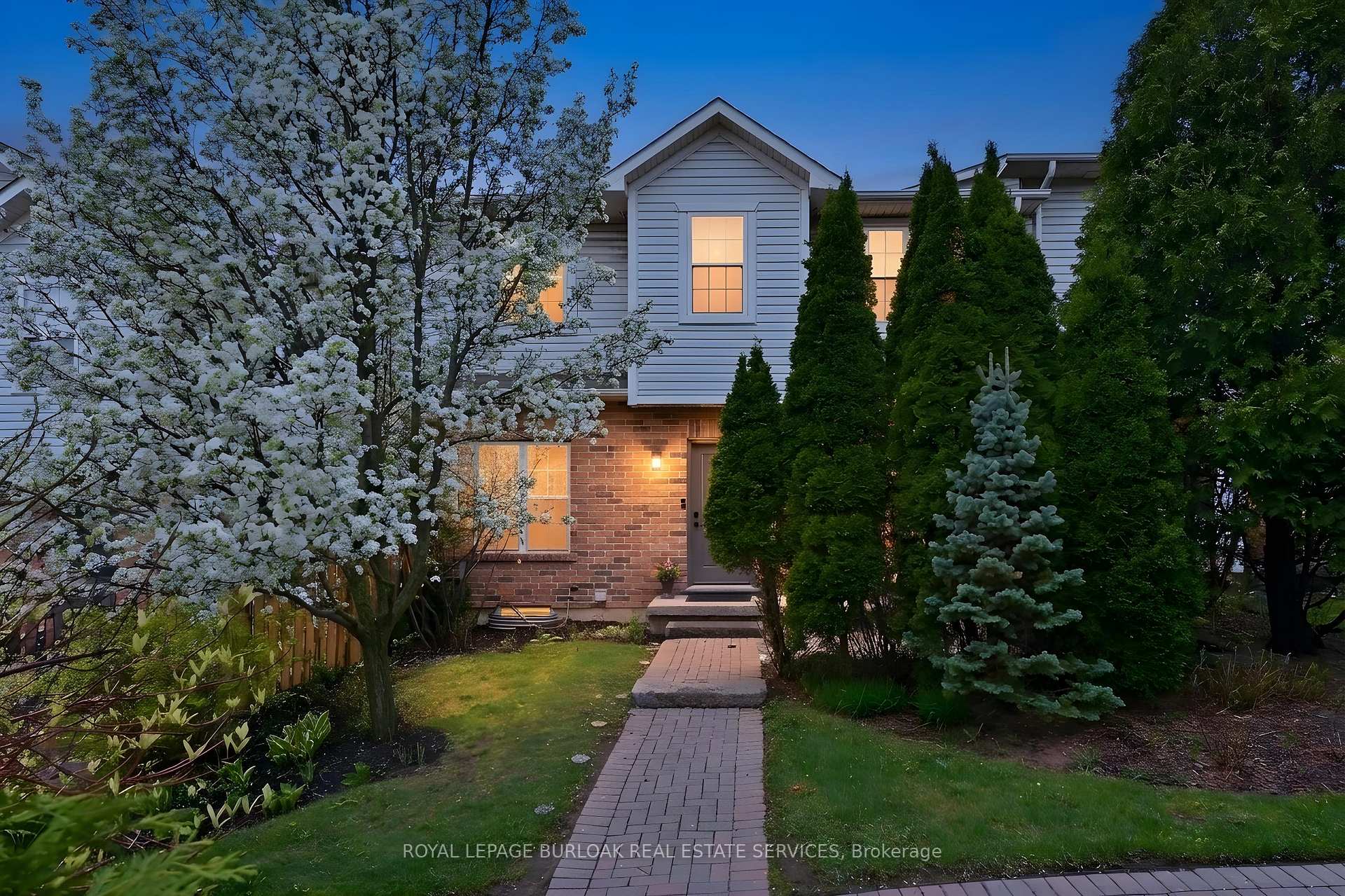 Photo 1 of Unit 35, 1085 Harrogate Drive, Hamilton, Meadowlands — HOMEH