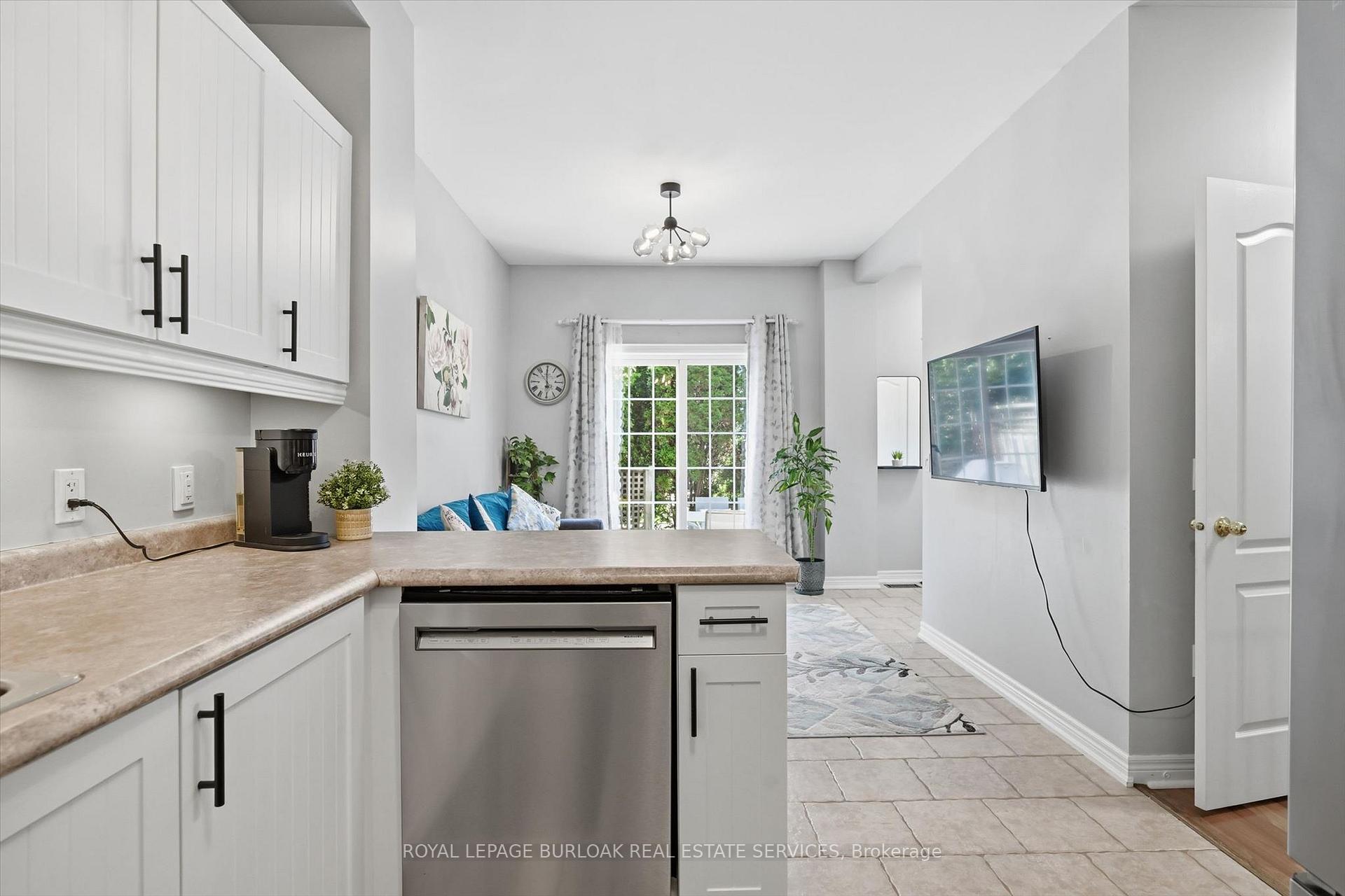 Photo 22 of Unit 35, 1085 Harrogate Drive, Hamilton, Meadowlands — HOMEH