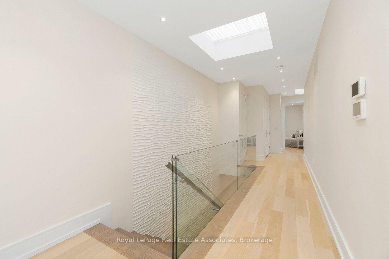Photo 16 of 63 Troy Street, Mississauga, Mineola — HOMEH