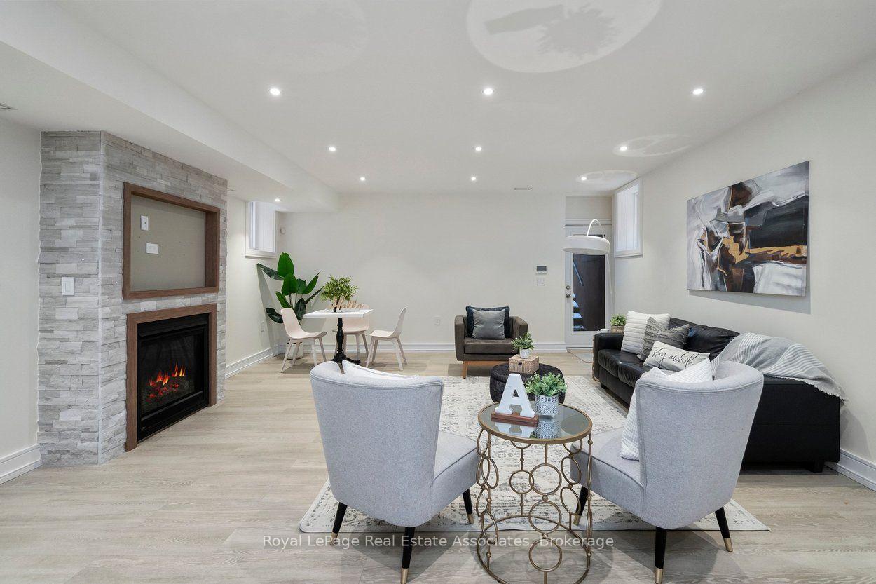 Photo 33 of 63 Troy Street, Mississauga, Mineola — HOMEH