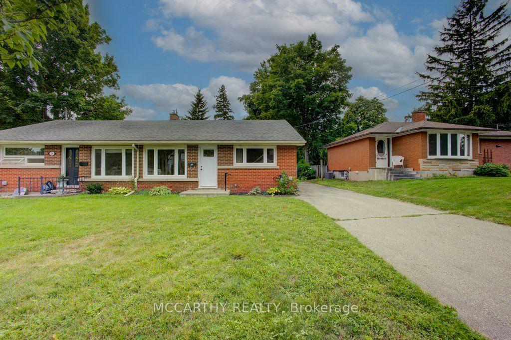 Photo 2 of 20 Sarah Street, Orangeville — HOMEH