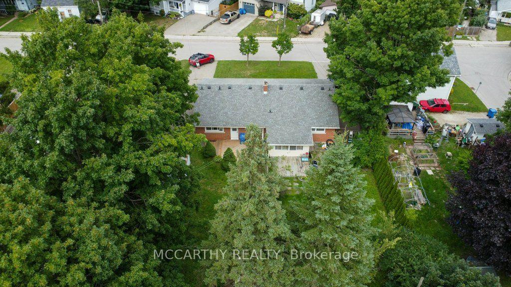 Photo 35 of 20 Sarah Street, Orangeville — HOMEH