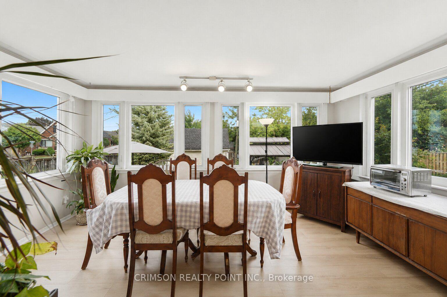 Photo 8 of 119 Rodgers Road, Hamilton, Bartonville — HOMEH