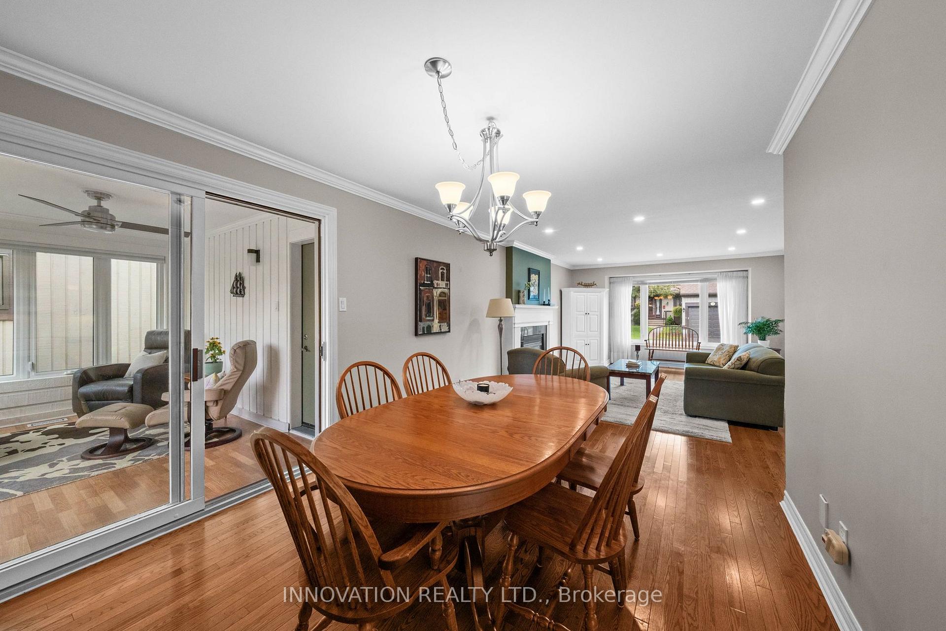 Photo 10 of 23 Glen Abbey Crescent, Ottawa, Stittsville (Central) — HOMEH