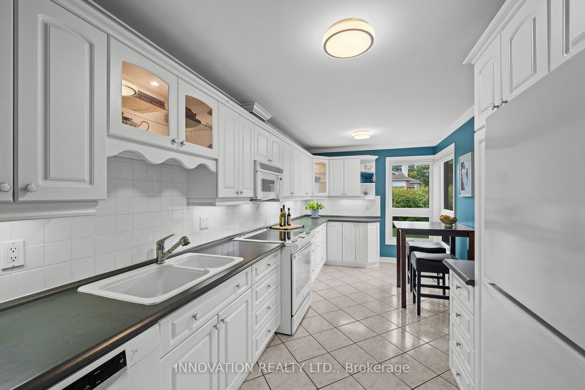 Photo 12 of 23 Glen Abbey Crescent, Ottawa, Stittsville (Central) — HOMEH