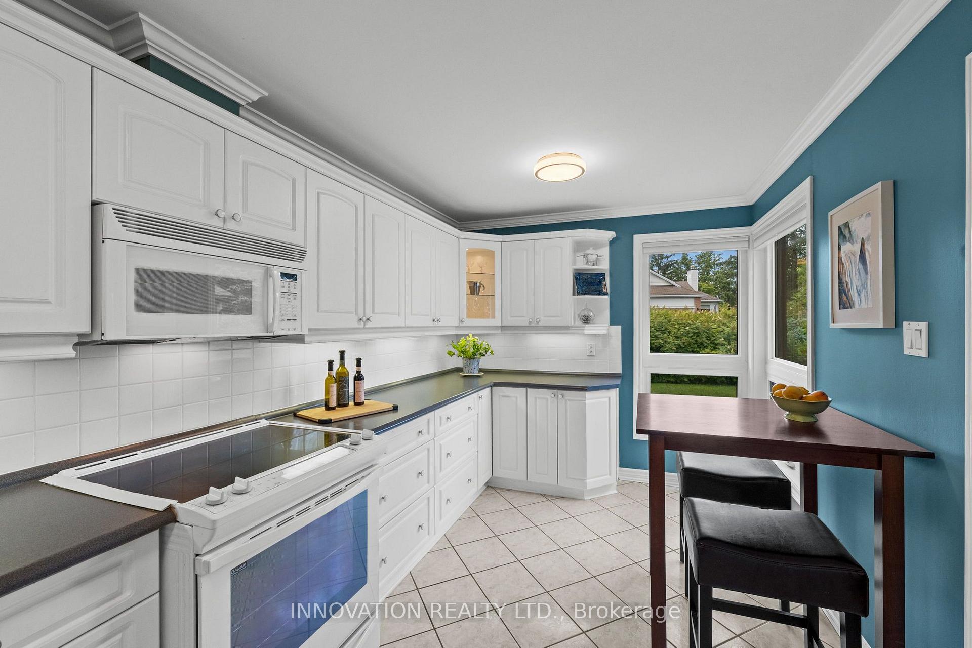 Photo 13 of 23 Glen Abbey Crescent, Ottawa, Stittsville (Central) — HOMEH