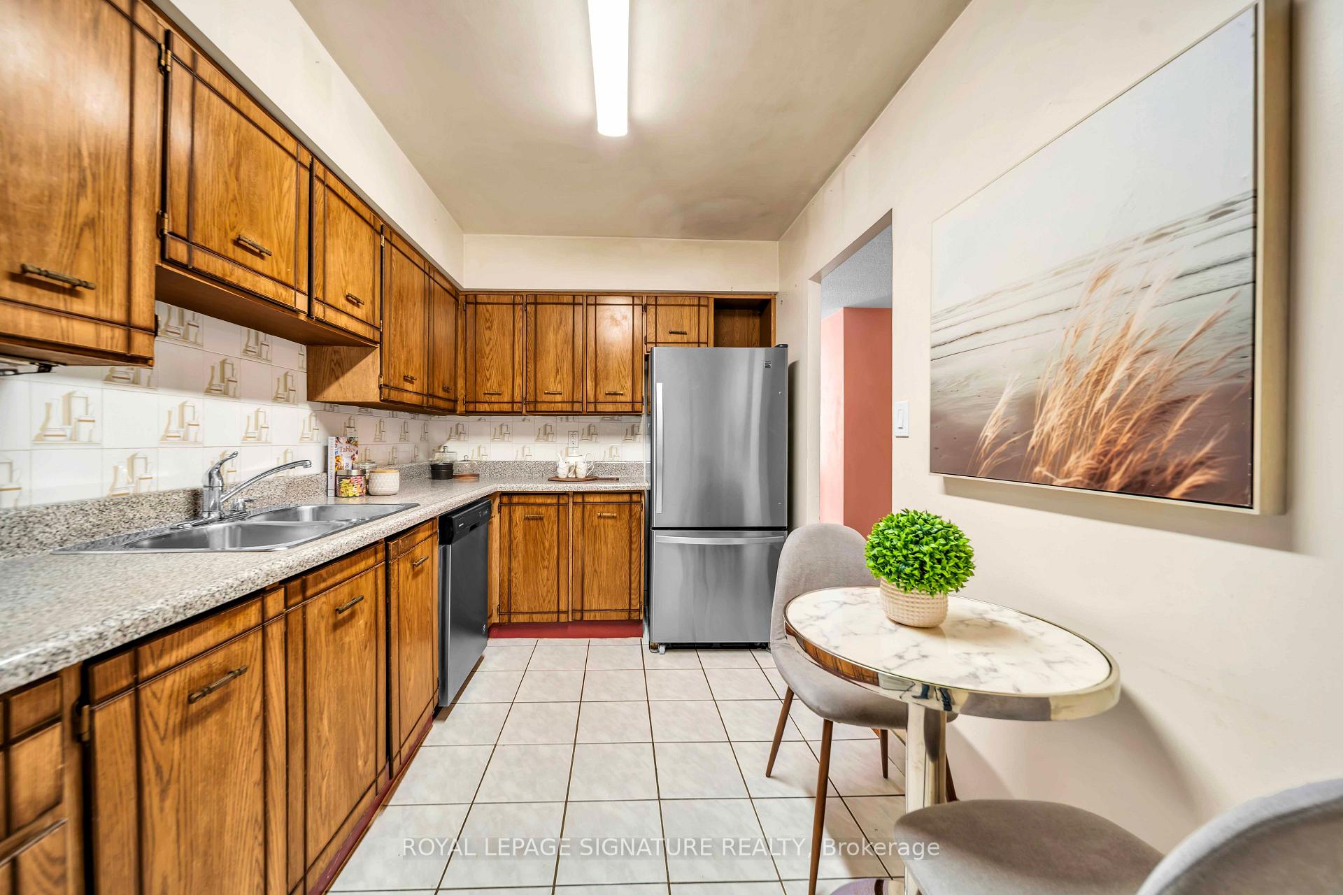 Photo 10 of Unit 1506, 3300 Don Mills Road, North York, Don Valley Village — HOMEH