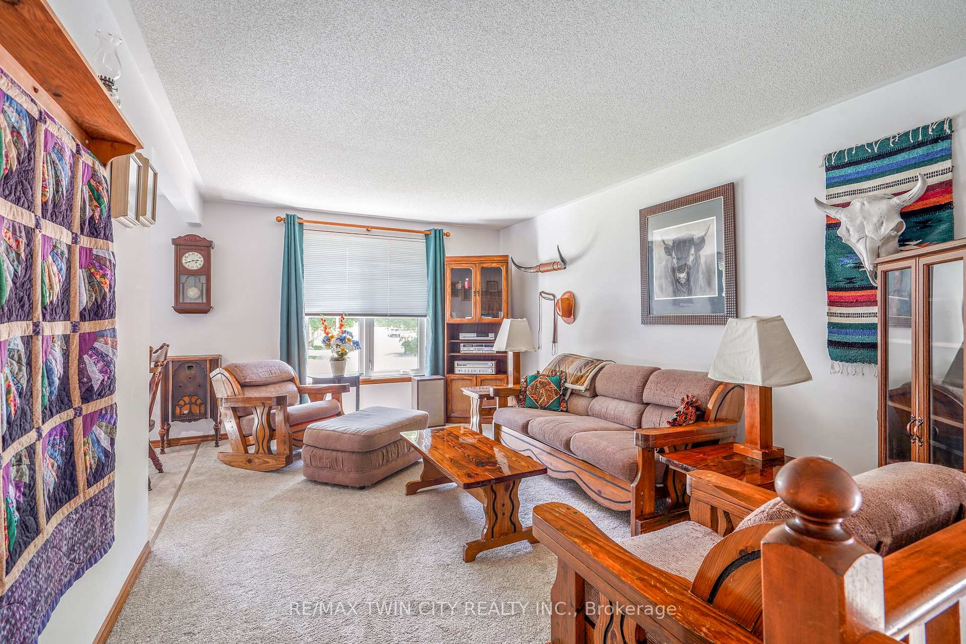 Photo 7 of 58 Arbor Drive, Brantford, Lynden Hills — HOMEH