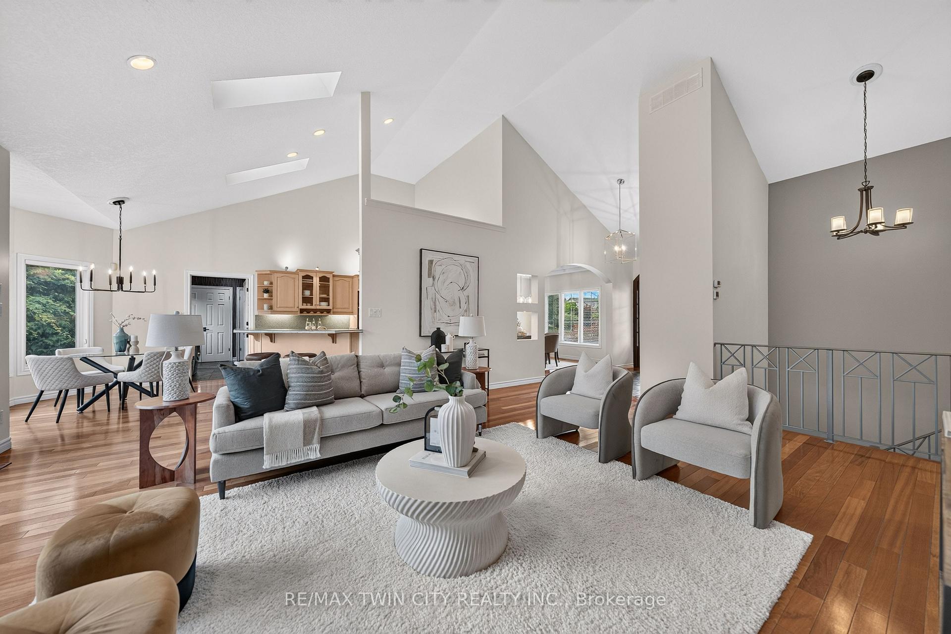 Photo 14 of 26 Weberlyn Crescent, Woolwich — HOMEH