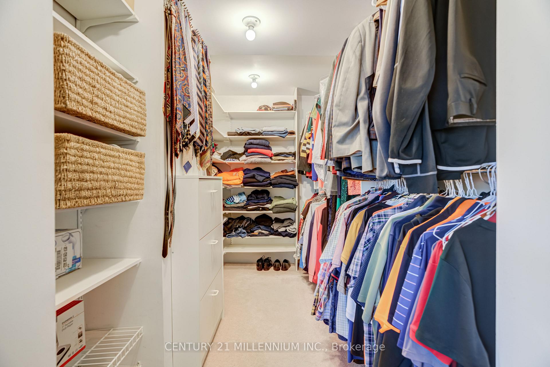 Photo 12 of 31 Mansfield Street, Brampton, Central Park — HOMEH