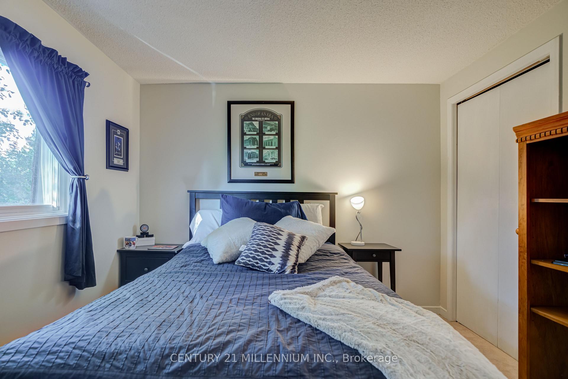 Photo 14 of 31 Mansfield Street, Brampton, Central Park — HOMEH
