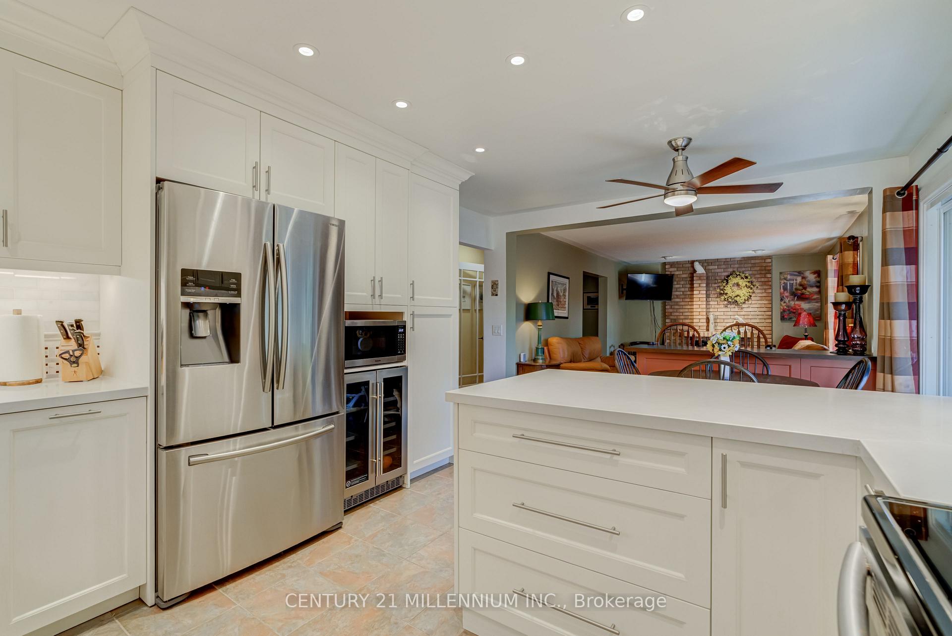 Photo 29 of 31 Mansfield Street, Brampton, Central Park — HOMEH