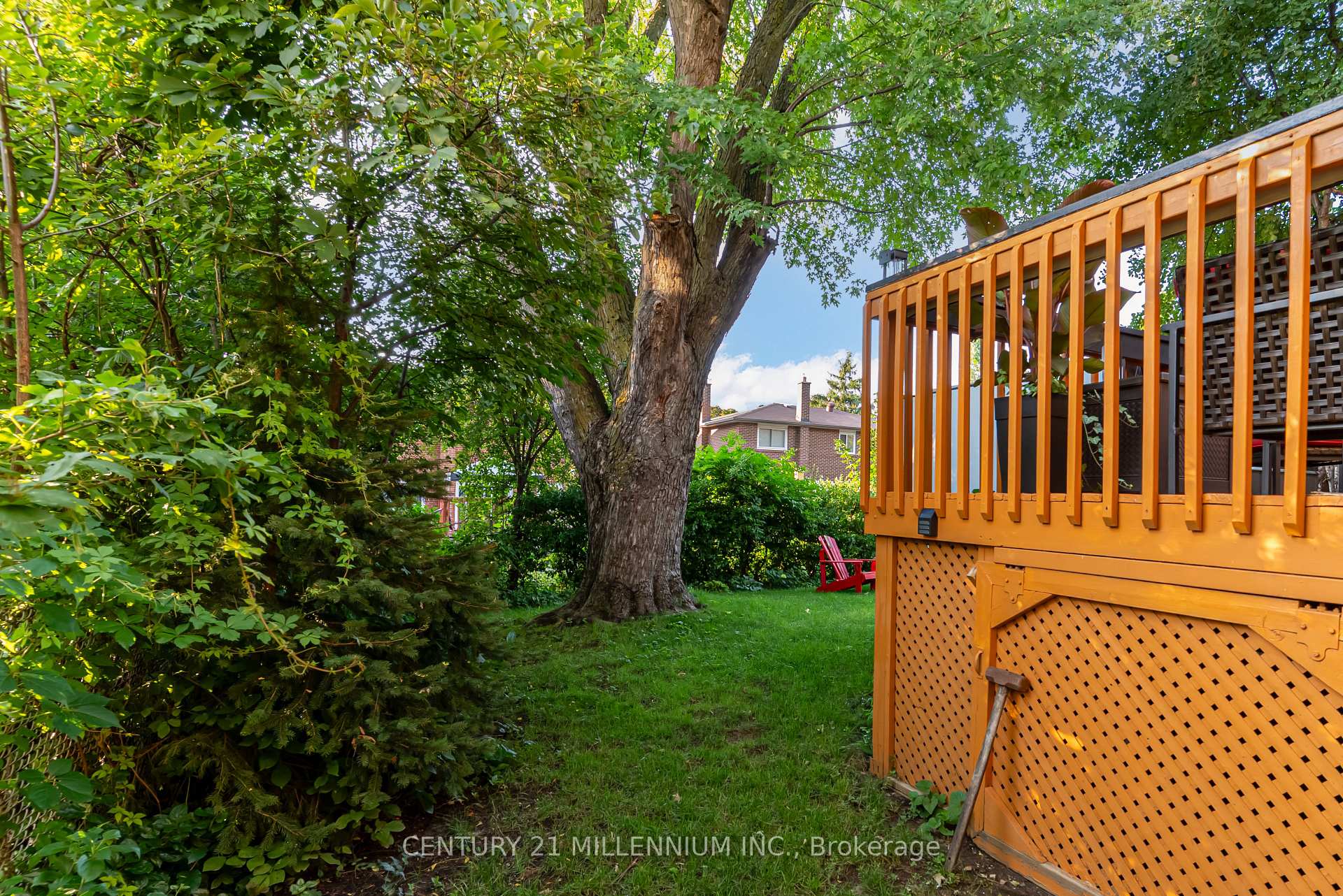 Photo 42 of 31 Mansfield Street, Brampton, Central Park — HOMEH