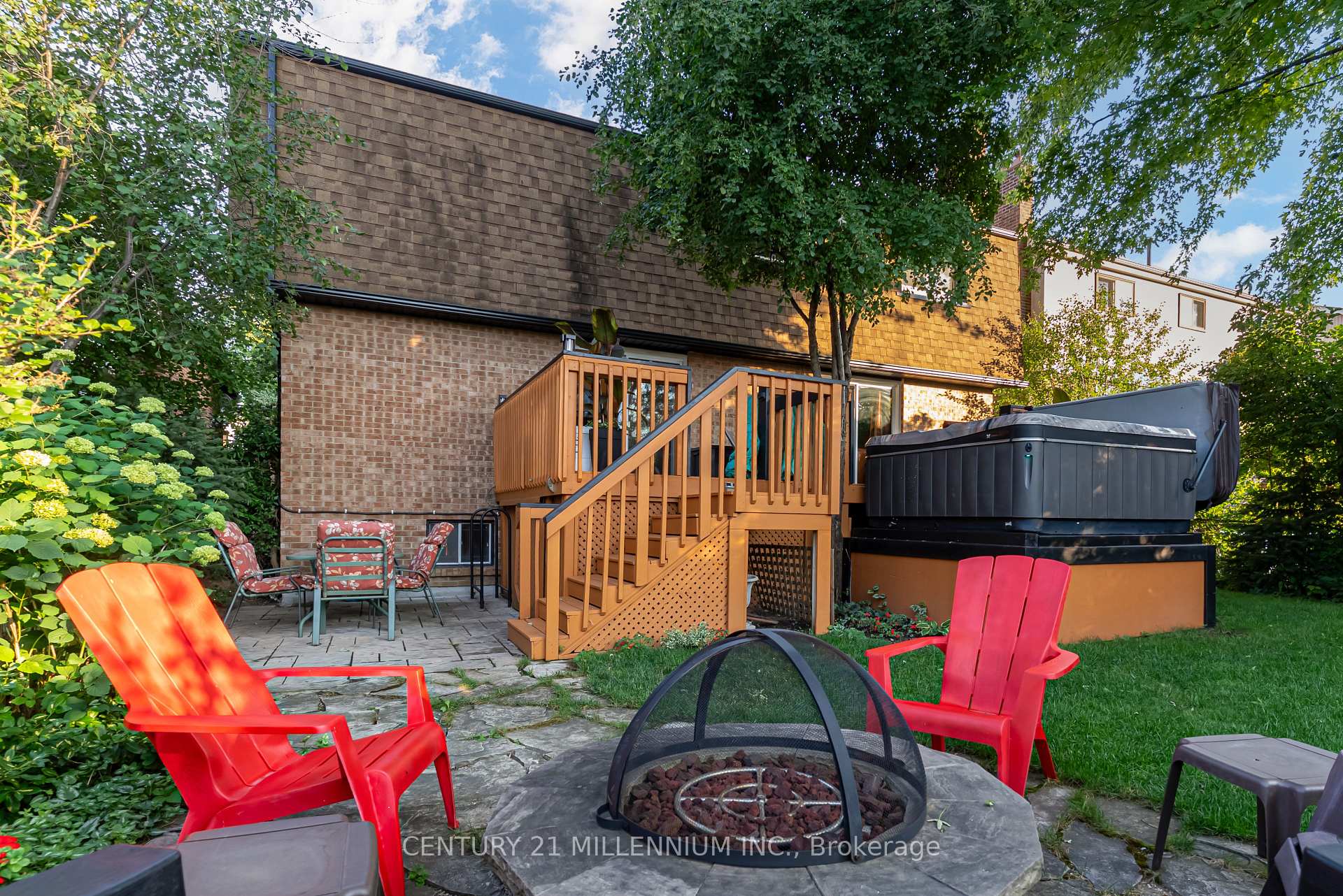 Photo 44 of 31 Mansfield Street, Brampton, Central Park — HOMEH