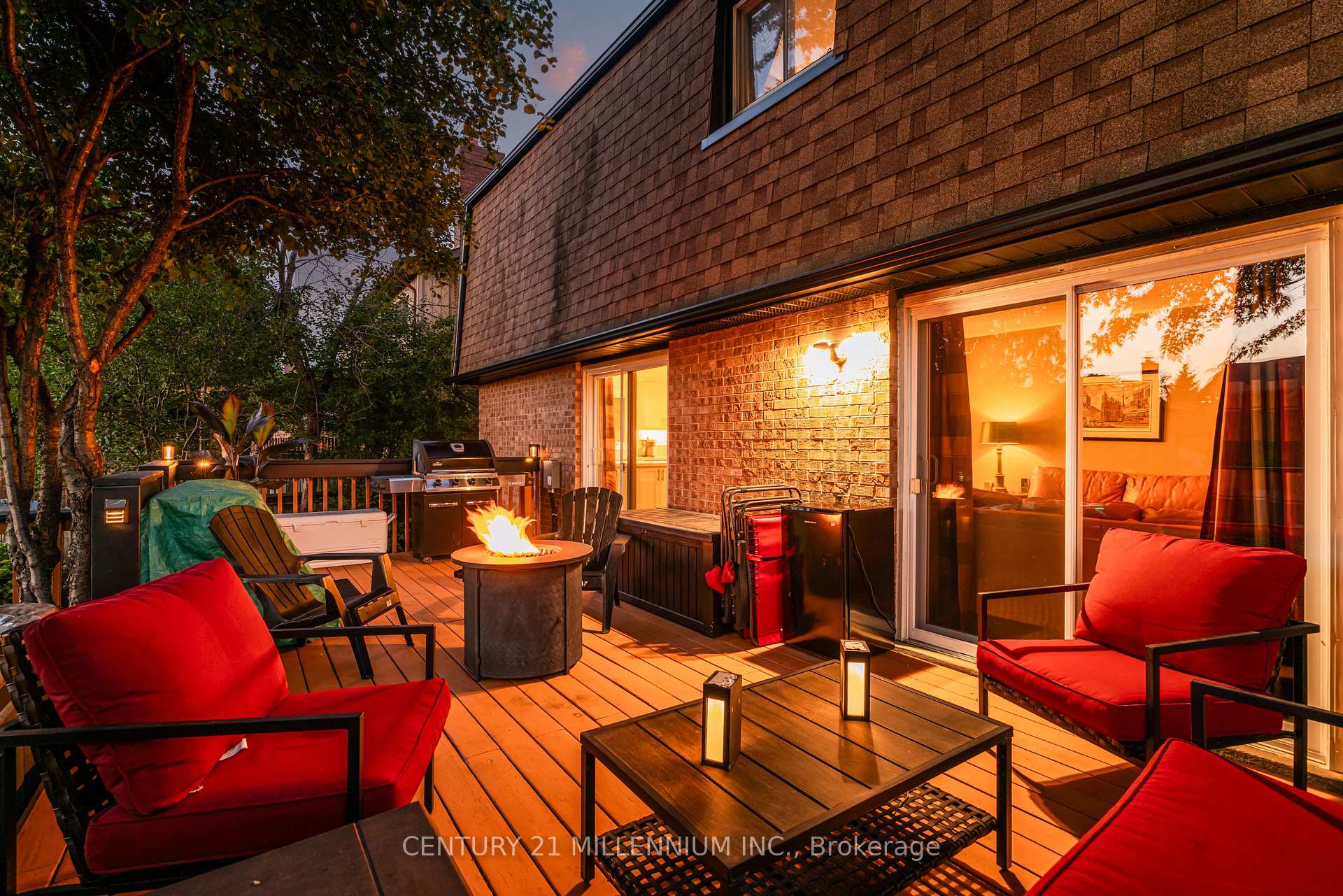 Photo 46 of 31 Mansfield Street, Brampton, Central Park — HOMEH