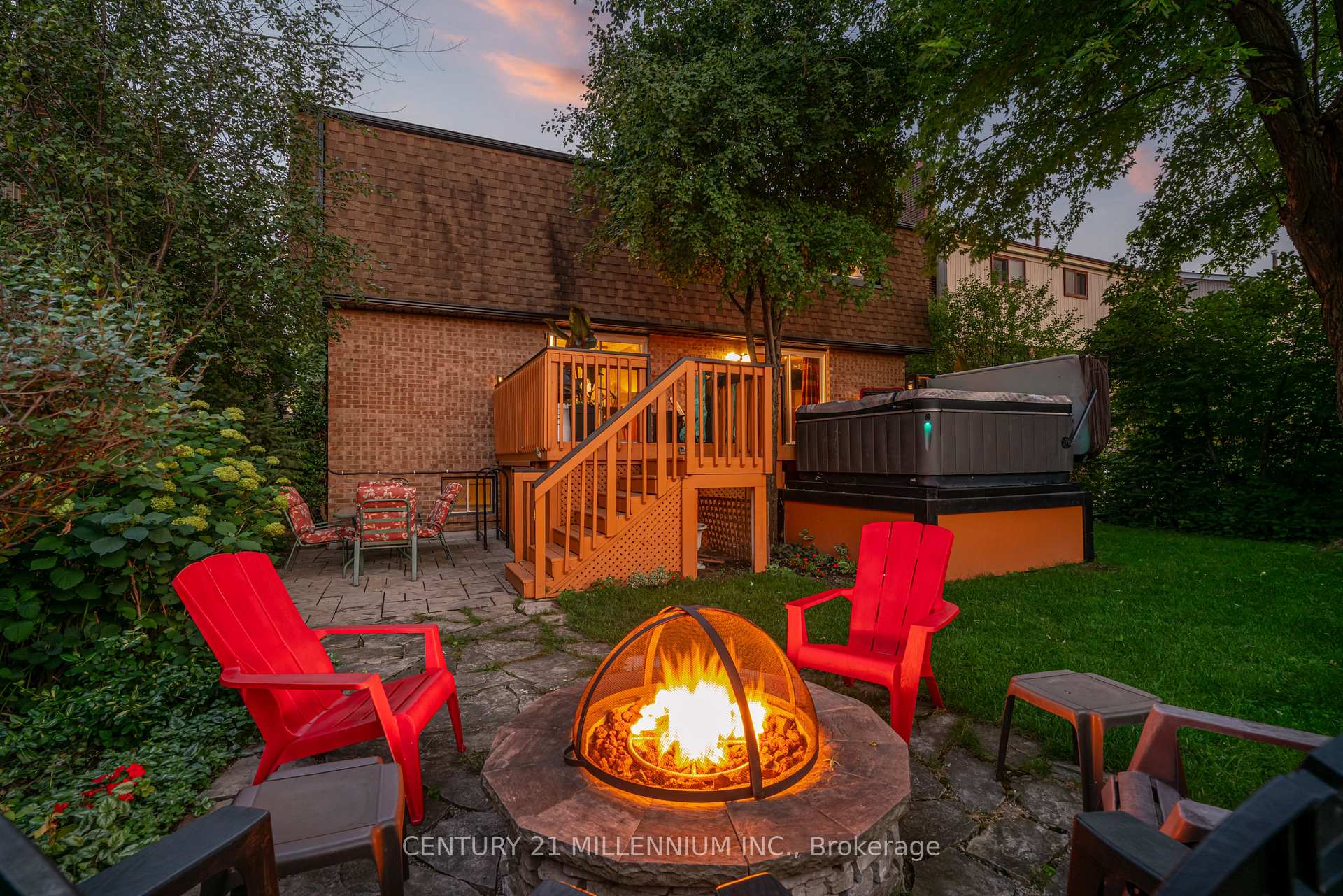 Photo 48 of 31 Mansfield Street, Brampton, Central Park — HOMEH