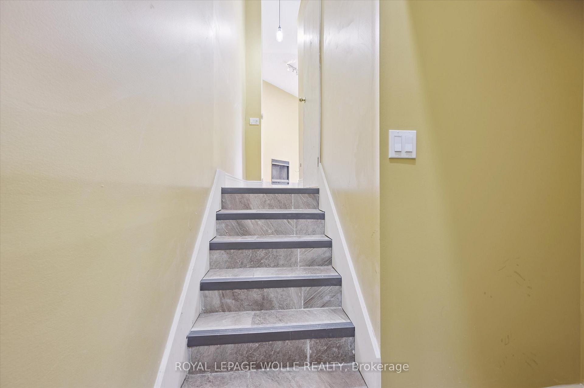 Photo 5 of Unit 43, 589 Beechwood Drive, Waterloo, Beechwood West — HOMEH