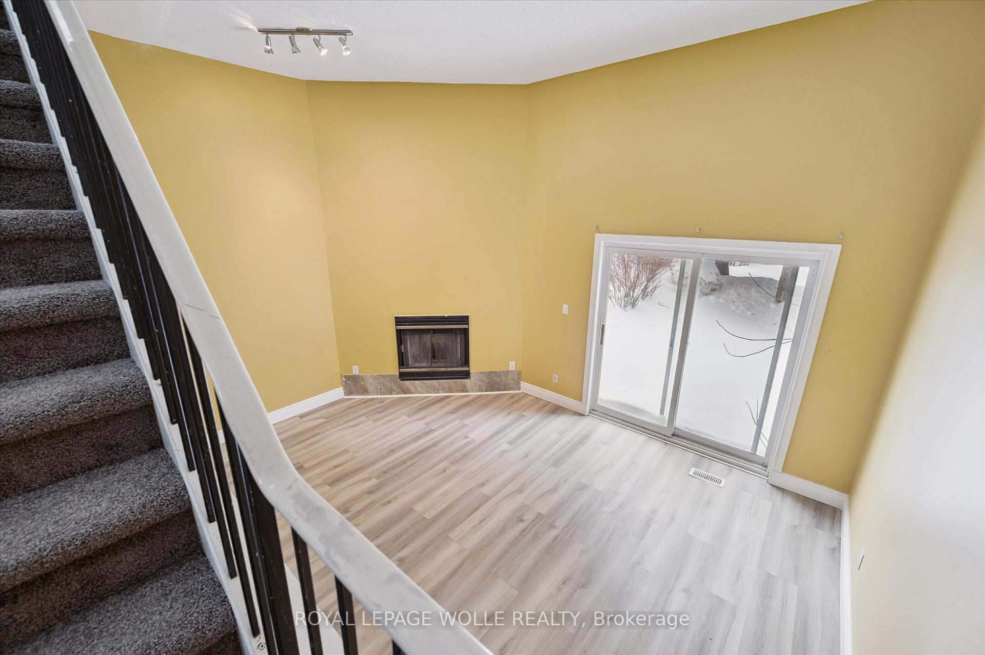 Photo 11 of Unit 43, 589 Beechwood Drive, Waterloo, Beechwood West — HOMEH