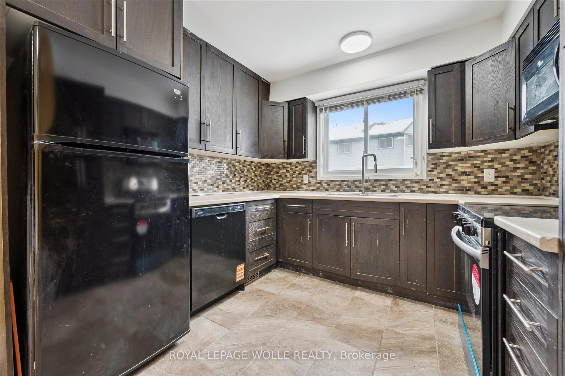 Photo 15 of Unit 43, 589 Beechwood Drive, Waterloo, Beechwood West — HOMEH