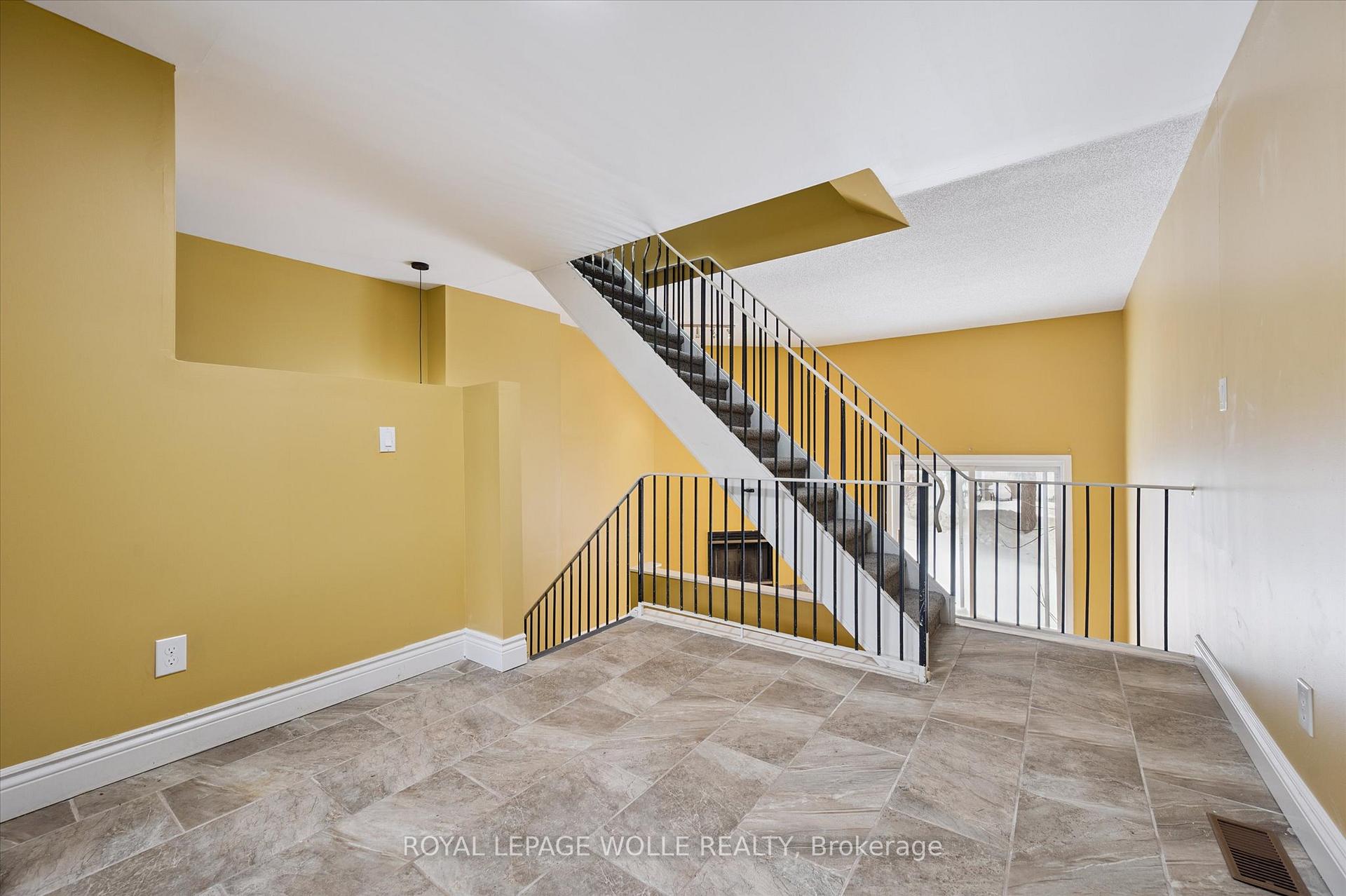 Photo 19 of Unit 43, 589 Beechwood Drive, Waterloo, Beechwood West — HOMEH