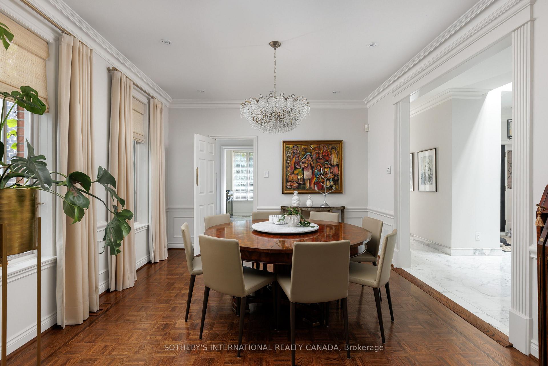 Photo 8 of 18A Deer Park Crescent, Toronto, Yonge-St. Clair — HOMEH