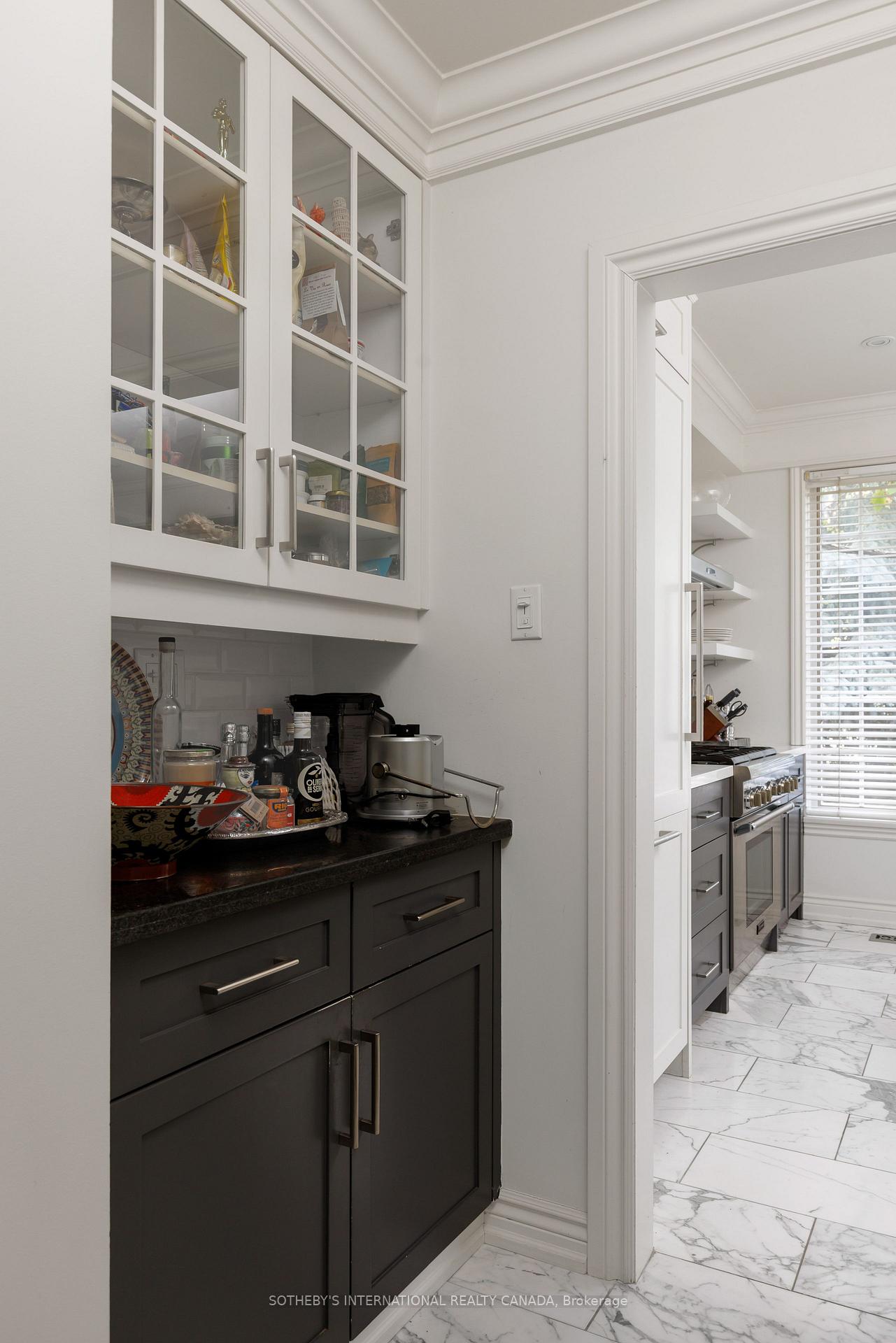 Photo 13 of 18A Deer Park Crescent, Toronto, Yonge-St. Clair — HOMEH