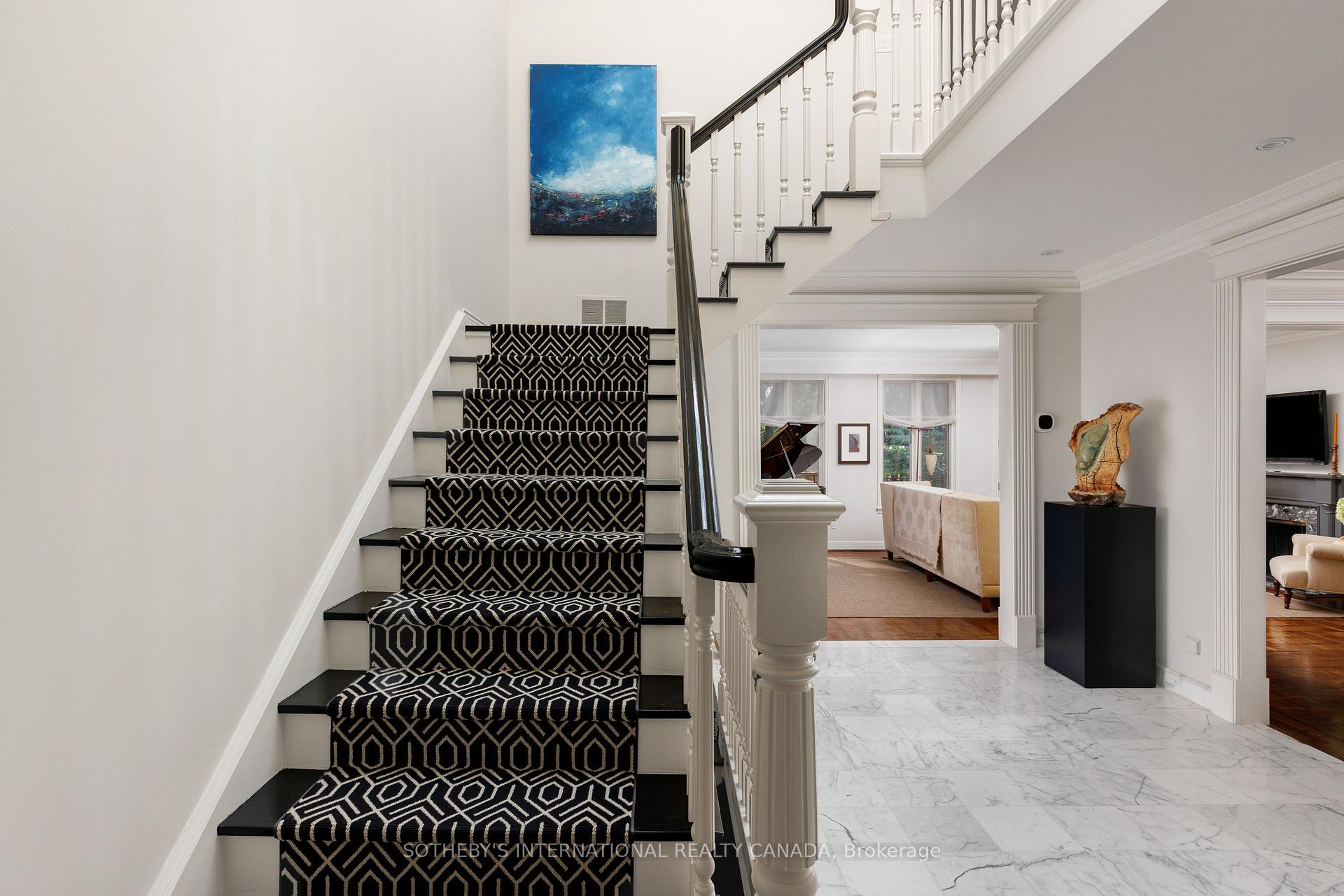 Photo 16 of 18A Deer Park Crescent, Toronto, Yonge-St. Clair — HOMEH