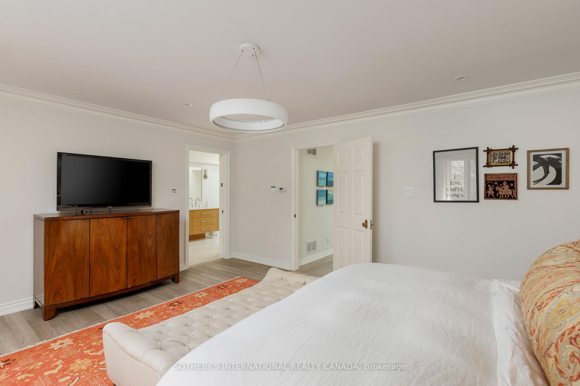 Photo 20 of 18A Deer Park Crescent, Toronto, Yonge-St. Clair — HOMEH