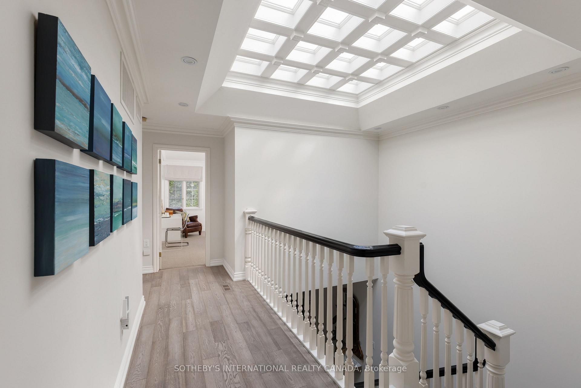 Photo 25 of 18A Deer Park Crescent, Toronto, Yonge-St. Clair — HOMEH