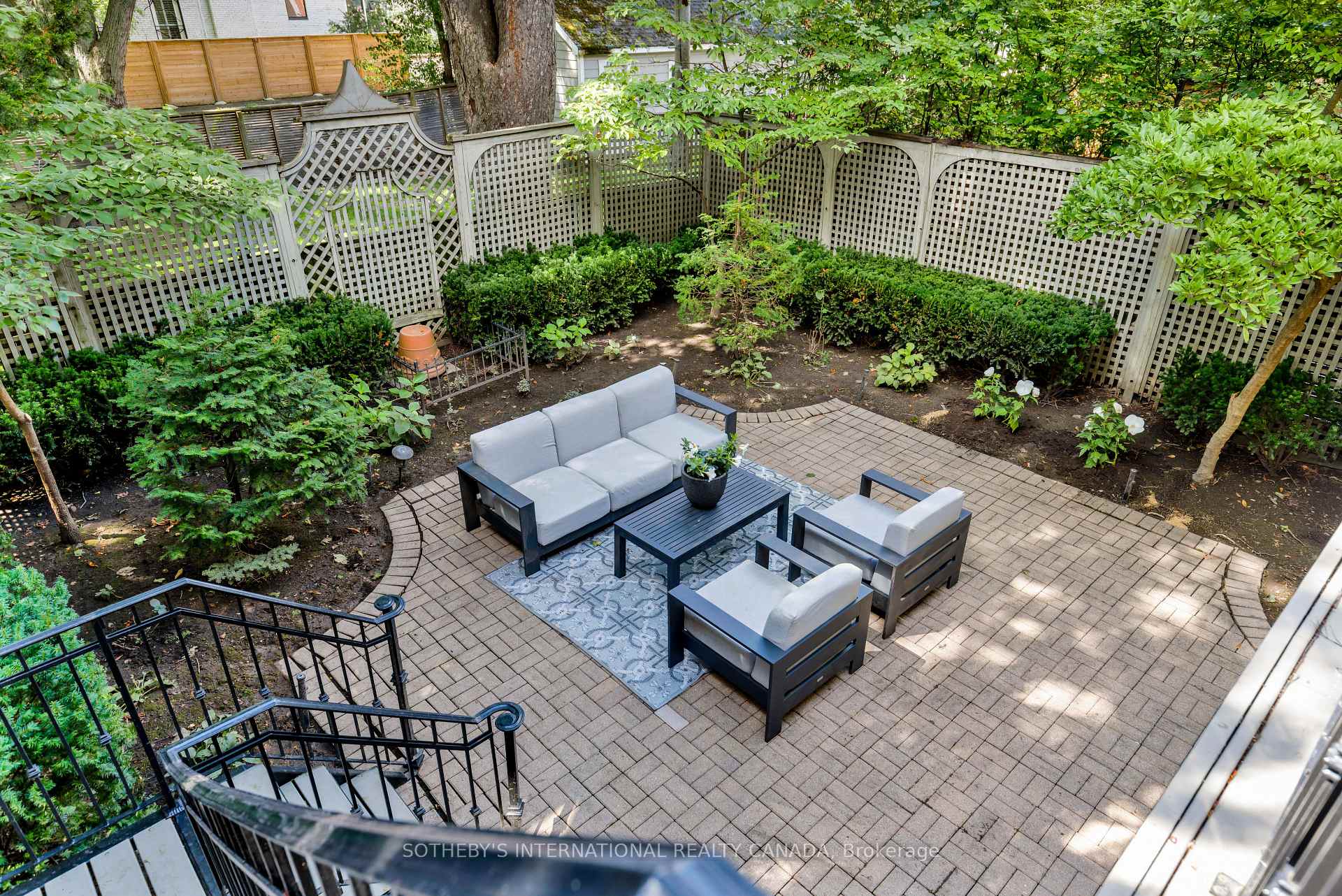 Photo 38 of 18A Deer Park Crescent, Toronto, Yonge-St. Clair — HOMEH