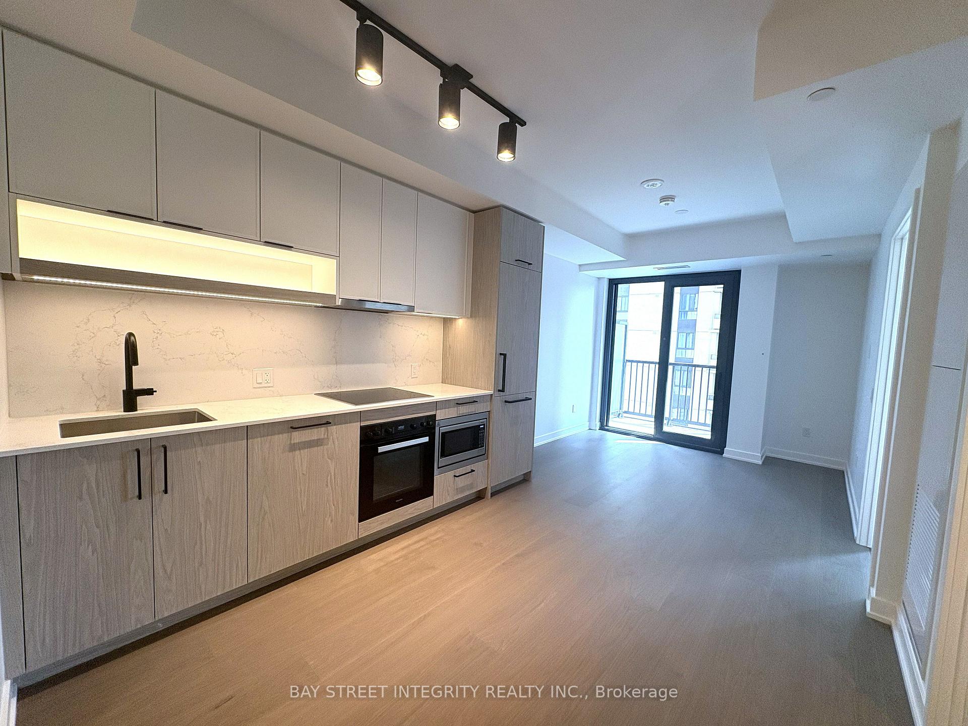 Photo 5 of Unit 1005, 91 Montclair Avenue, Toronto, Forest Hill South — HOMEH