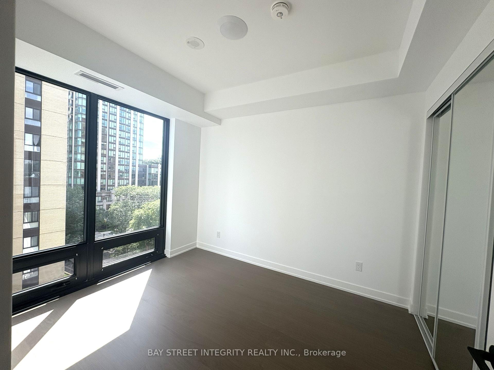 Photo 9 of Unit 1005, 91 Montclair Avenue, Toronto, Forest Hill South — HOMEH