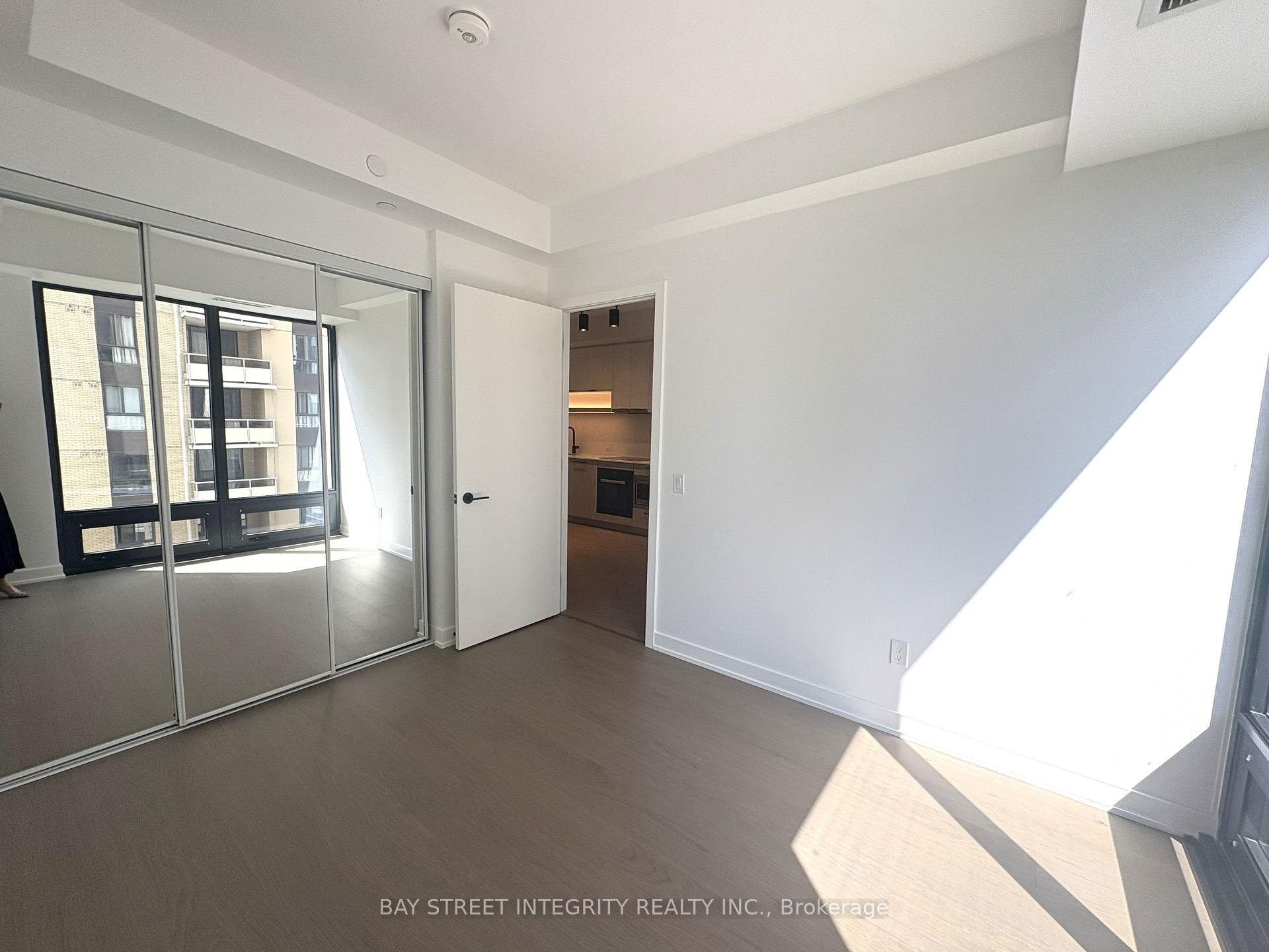 Photo 10 of Unit 1005, 91 Montclair Avenue, Toronto, Forest Hill South — HOMEH