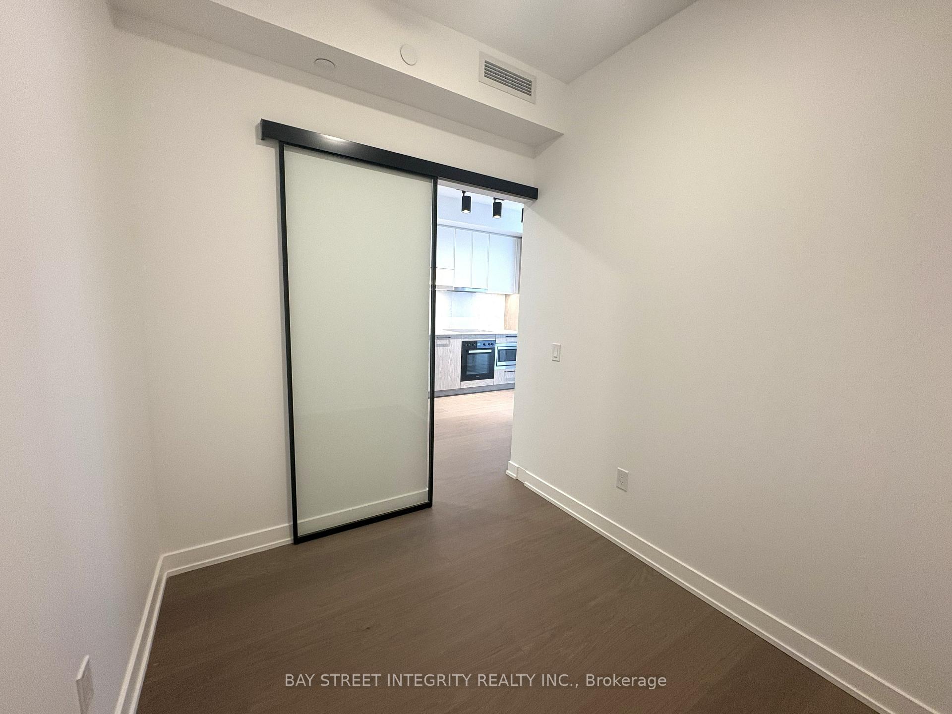 Photo 12 of Unit 1005, 91 Montclair Avenue, Toronto, Forest Hill South — HOMEH