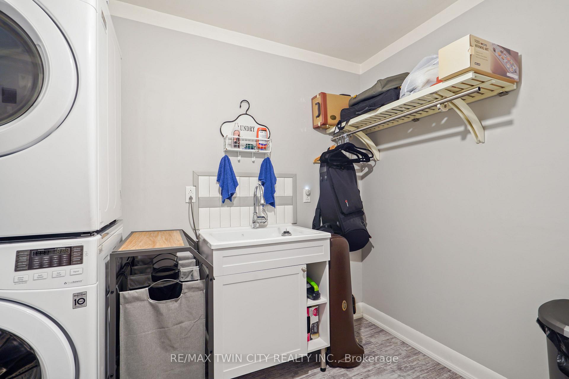 Photo 30 of 10 Brier Crescent, Brantford, Greenbrier — HOMEH