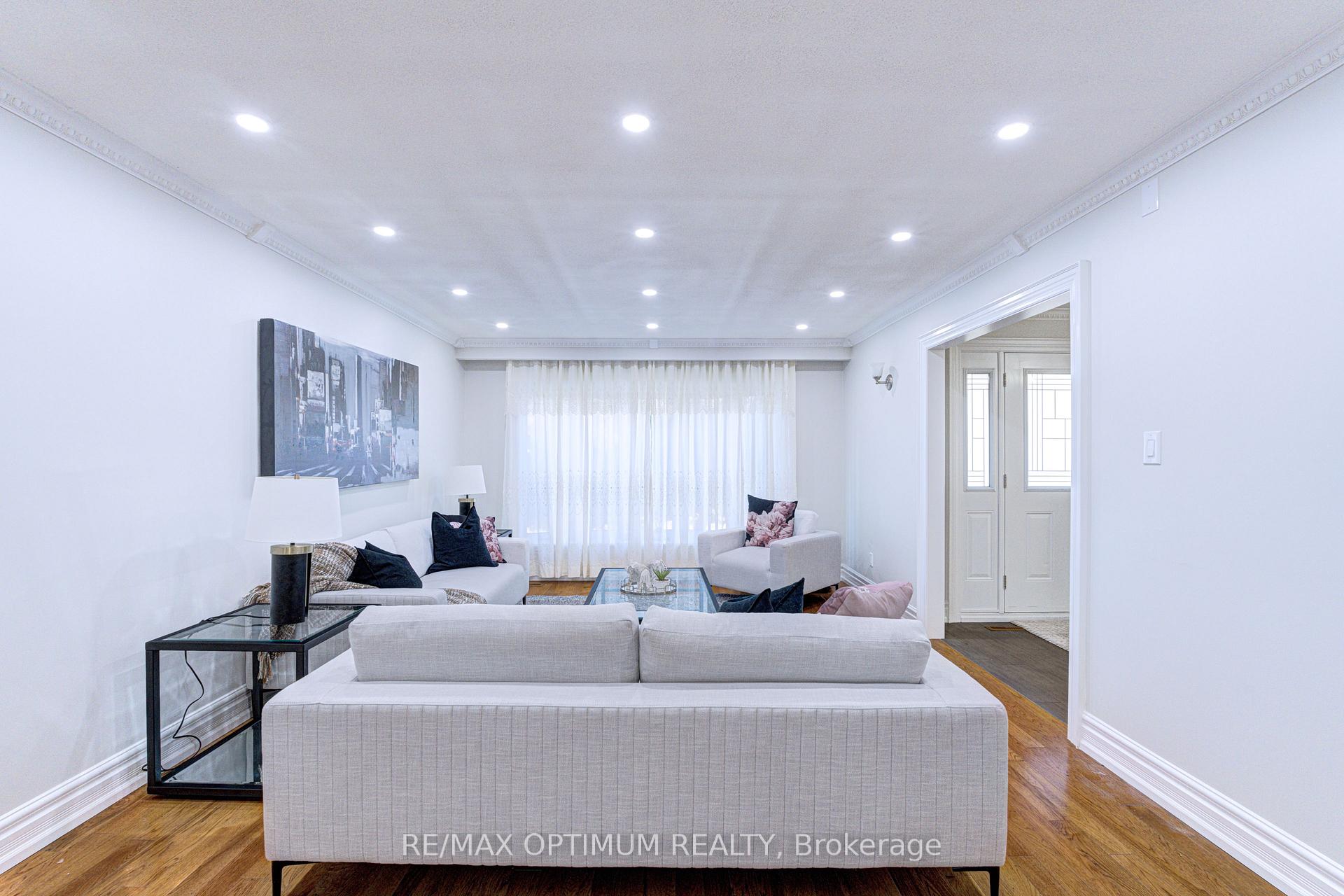 Photo 7 of 2498 Privet Crescent, Mississauga, Cooksville — HOMEH