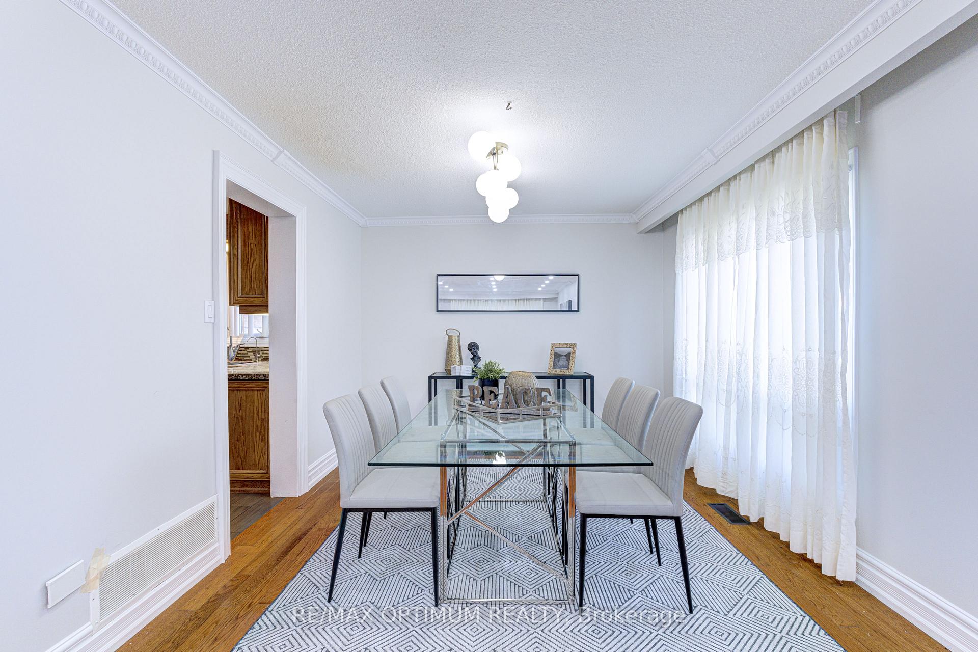 Photo 8 of 2498 Privet Crescent, Mississauga, Cooksville — HOMEH
