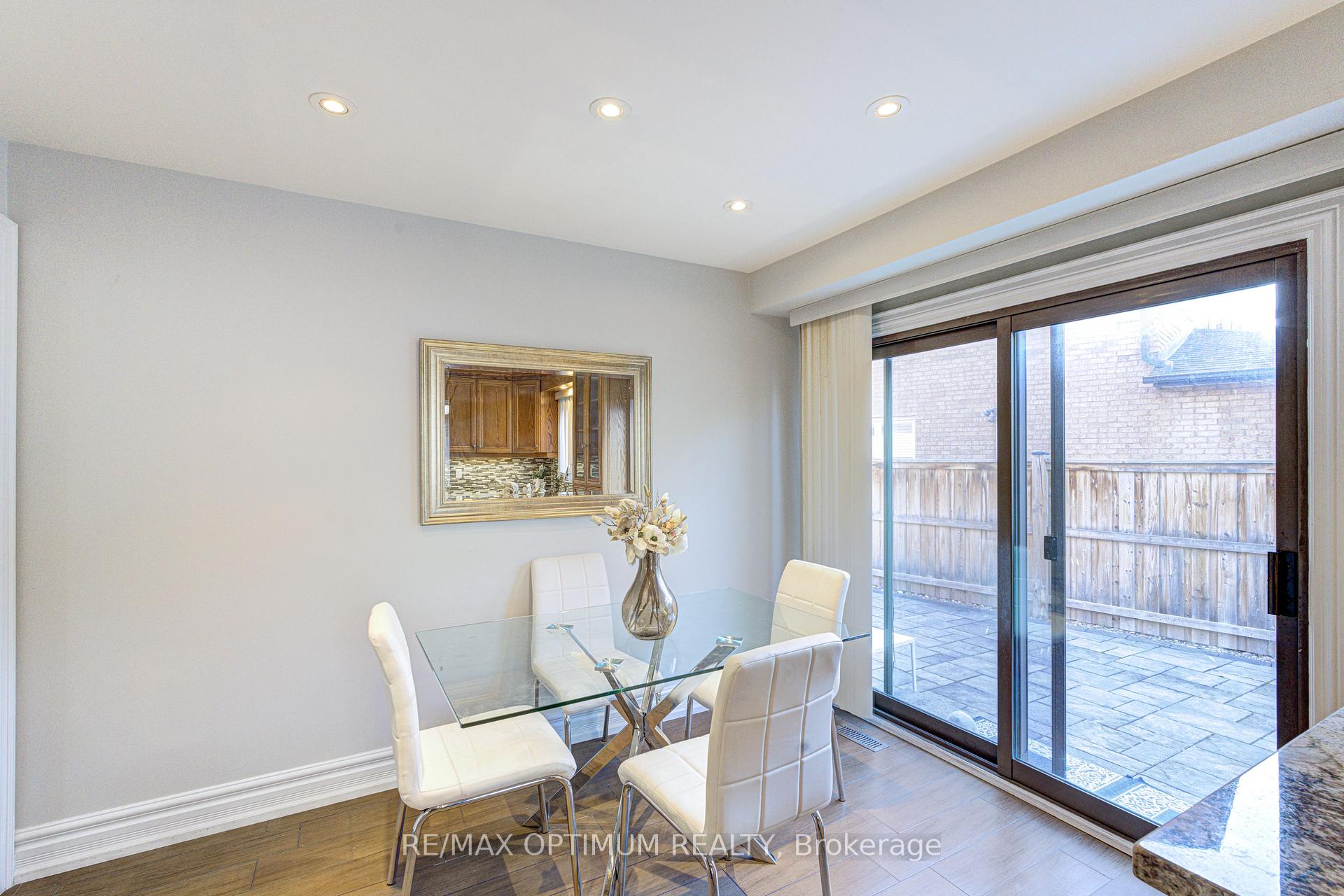 Photo 15 of 2498 Privet Crescent, Mississauga, Cooksville — HOMEH