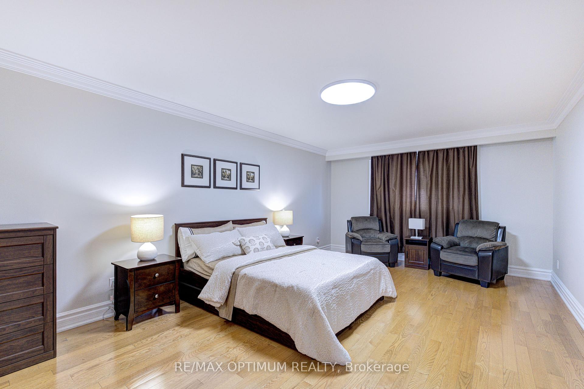 Photo 24 of 2498 Privet Crescent, Mississauga, Cooksville — HOMEH