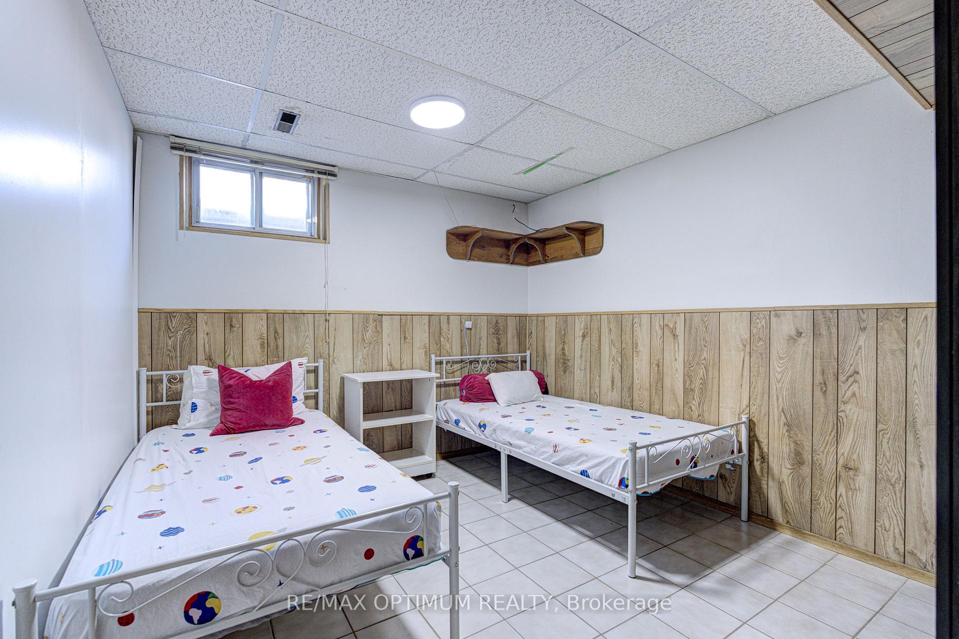 Photo 36 of 2498 Privet Crescent, Mississauga, Cooksville — HOMEH