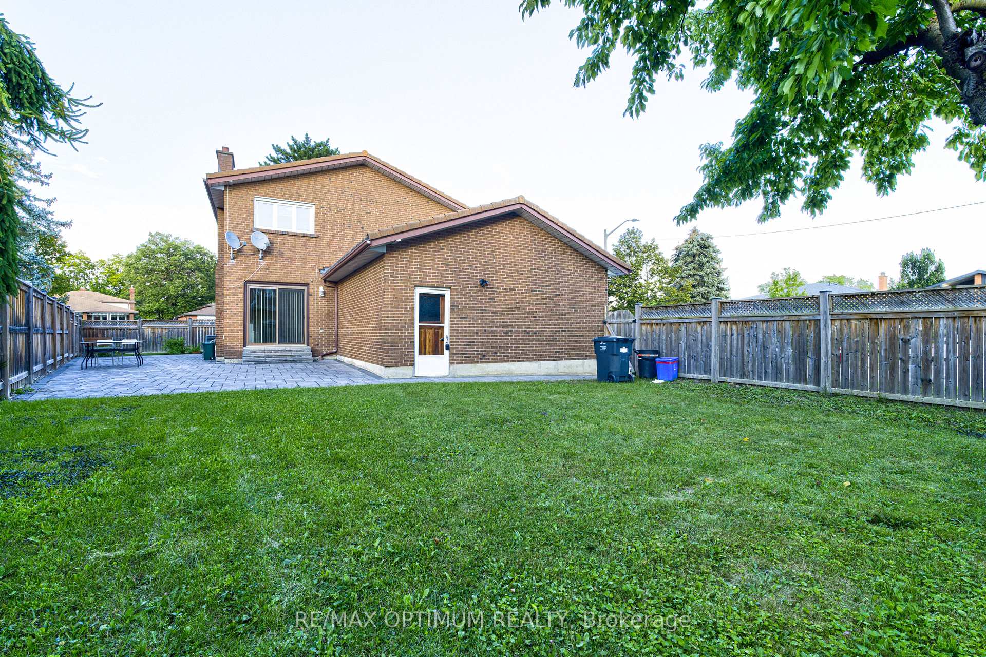 Photo 44 of 2498 Privet Crescent, Mississauga, Cooksville — HOMEH